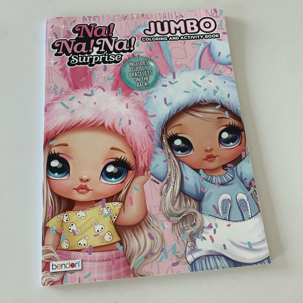 Na Na Na Surprise! Colouring & Activity Book
